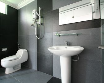 T Hotel Johor Bahru - Johor Bahru - Banheiro