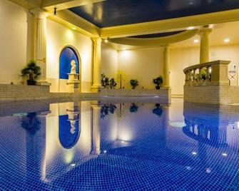 Charingworth Manor - Chipping Campden - Pool