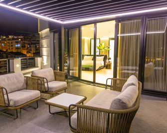 Hotel Unik - Tiran - Oturma odası