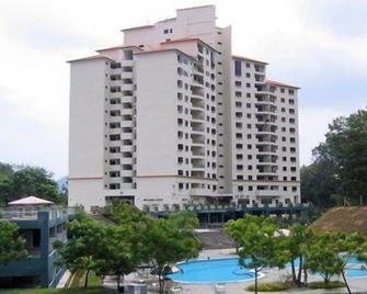 Lumut Valley Resort Condominium - Lumut - Building