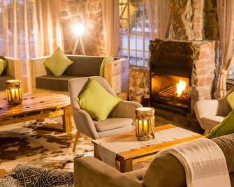 Elegant Desert Lodge - Sesriem - Salon