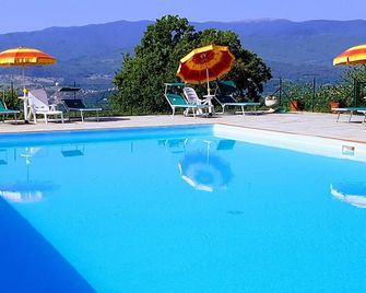 Farmhouse in Casentino with Pool & Jacuzzi - Poppi - Pool