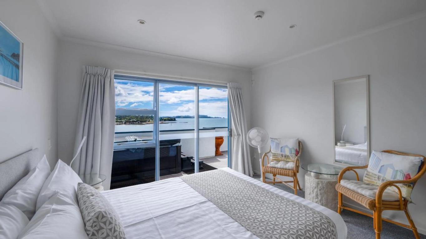 Bay Adventurer Backpackers & Apartments