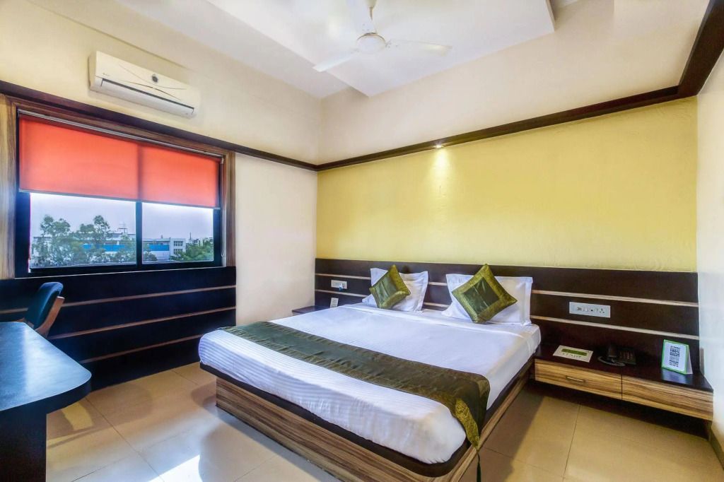 هوتل جولدن تريت - اندور - غرفة نوم