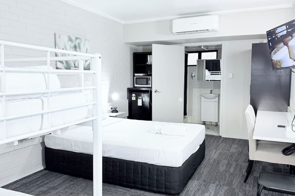 Tropical Gateway Motor Inn - Rockhampton
