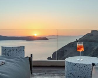 Agnadema Apartments - Firostefani - Balkon