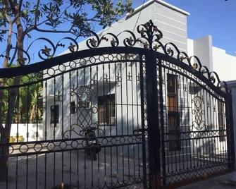 Two bedroom apartment located in a quiet area. - Valencia - Bygning