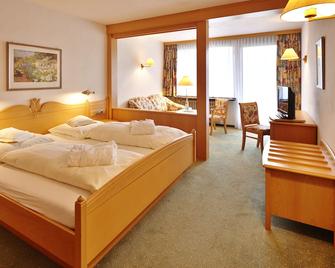 Hotel Ochsen - Titisee-Neustadt - Schlafzimmer