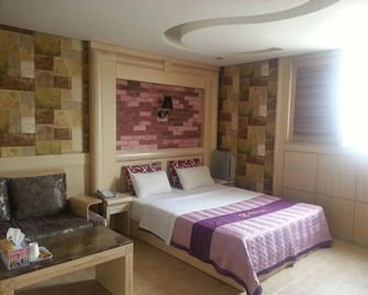 Bally Motel - Gunsan - Habitación
