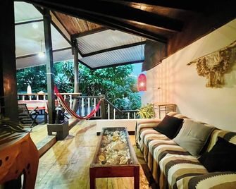Caribbean Alchemy Cocles Beach - Cahuita - Living room