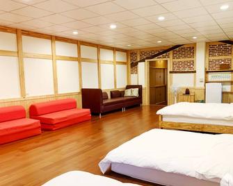 Inn By Tree - Chiayi City - Bedroom