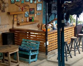 Rising Phoenix Magic Beach Resort - Accra - Bar