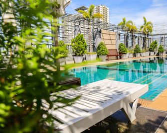 Northgate Ratchayothin - Bangkok - Piscina