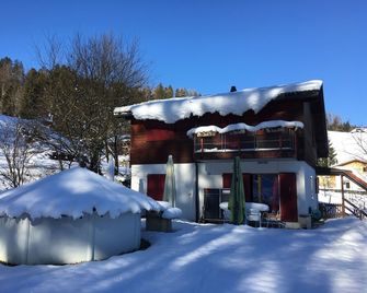 R ésidence les Papaillons - Gruyères - Building