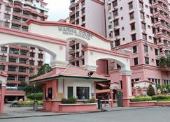 Ideal Holiday Apartment Marina Court - Kota Kinabalu - Building