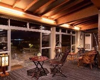 Kosenkaku Yojokan - Yurihama - Innenhof