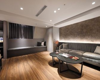 Ximen Le Room Hotel Kaifeng Taipei - Taipei City - Living room