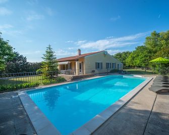 La Ferme Du Gros Noyer - Malaucène - Pool