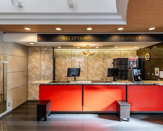 Apa Hotel Kagadaishoji Ekimae - קאגה - דלפק קבלה