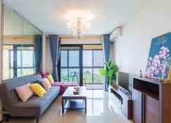 Good Place Holiday Apartment - Haikou - Living room