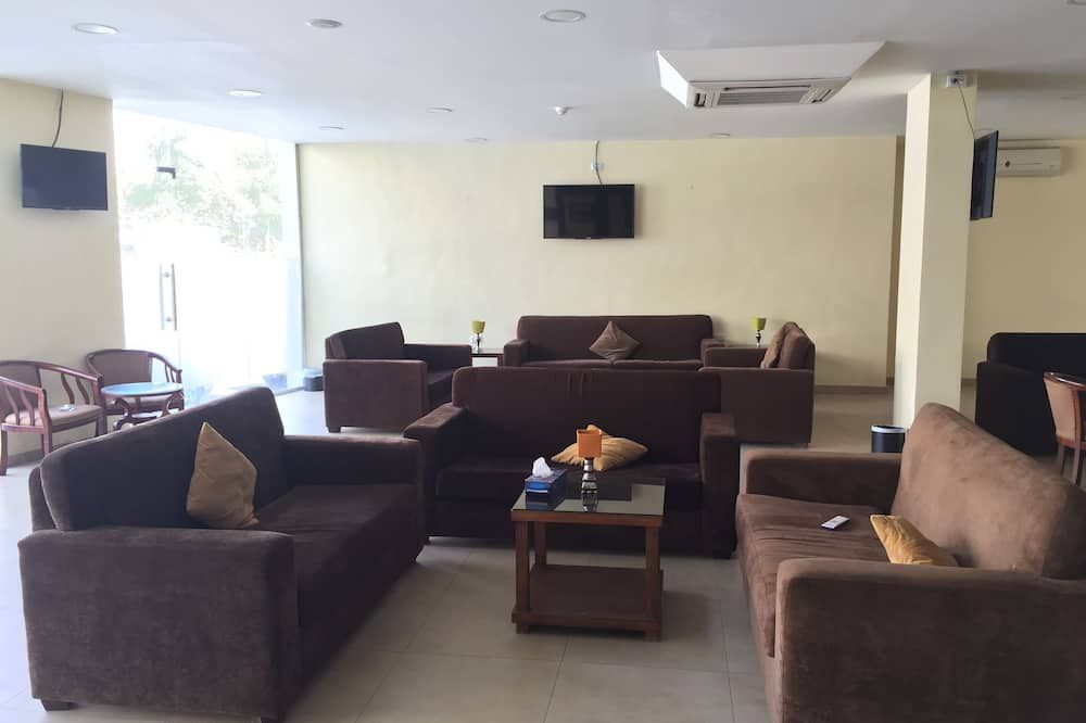 فندق زينة بلازا