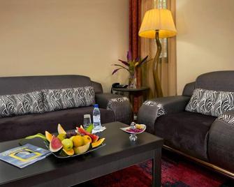 Dunia Hotel Bissau - Bissau - Wohnzimmer