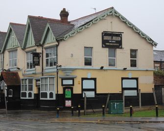Prince Alfred - Liverpool - Building