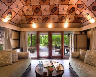 Castaway Island, Fiji - Qalito Island - Huiskamer