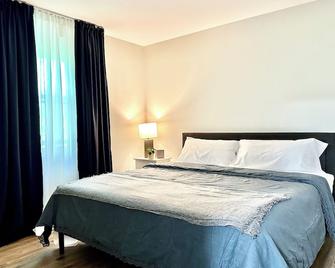 NEW Luxury 2 bedroom Near Airport and I-87 highway\n - Latham - Bedroom