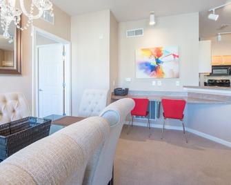 Stunning, Newly Renovated Condo, Near Disney and Universal - Davenport - Obývací pokoj