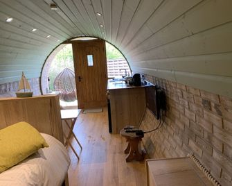 Cosy Escape Heated Luxury pod With hot tub - Sheerness - Rezeption