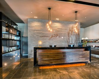 Hilton Garden Inn Aguascalientes - Aguascalientes - Recepción