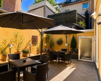Hotel Select - Mönchengladbach - Patio