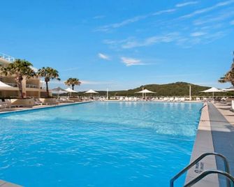 Seaside Escape - Ettalong Beach Resort - Ettalong beach - Pool