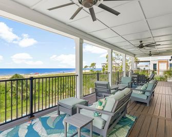 The Great White Florida Beach House - Port St. Joe - Balcón