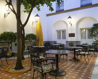 Hotel Cervantes - Seville - Patio