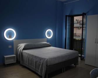 Orchidea - Quadruple Room - B&B Lasso - Corigliano Calabro - Habitación