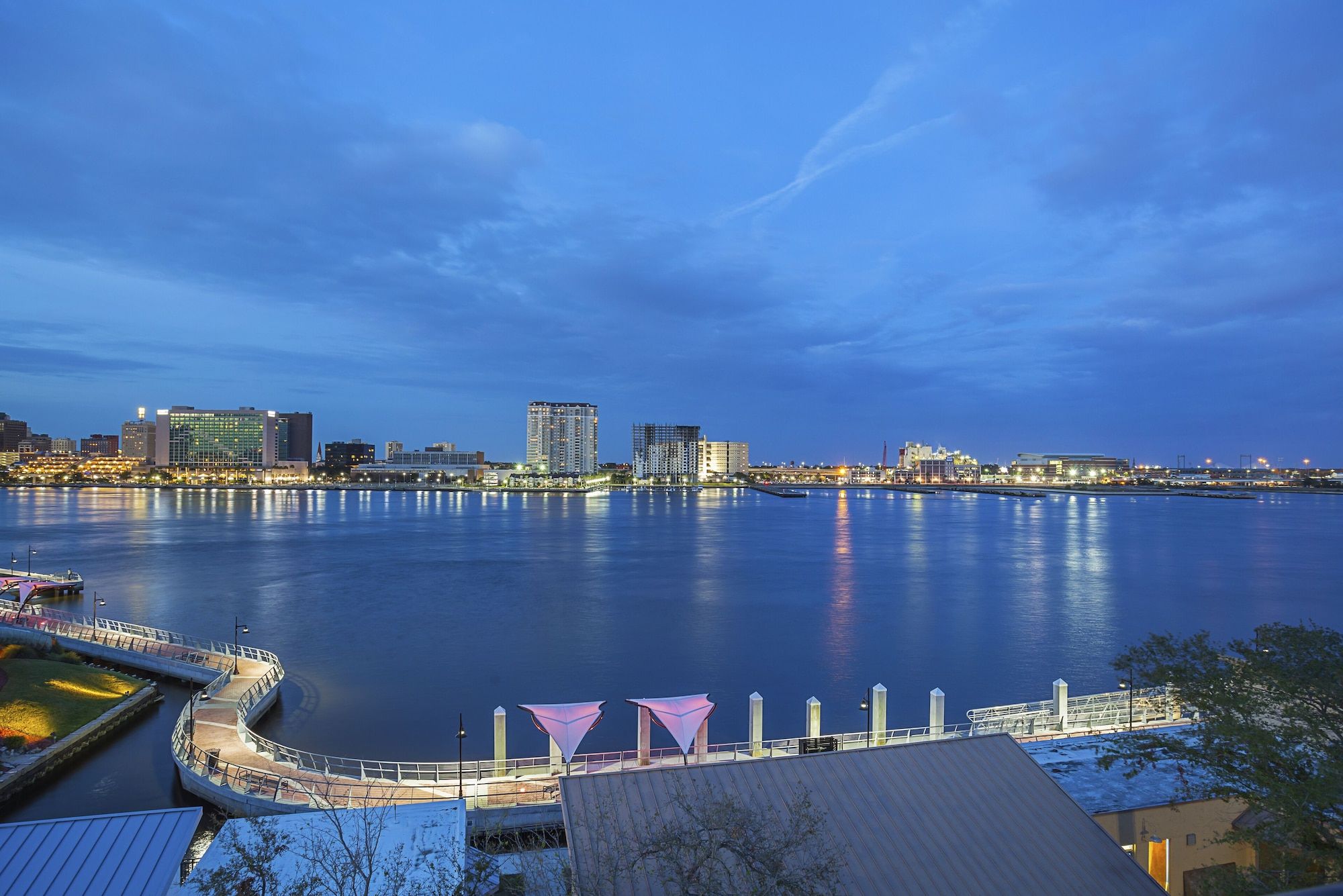 Southbank Hotel Jacksonville Riverwalk thumbnail 3