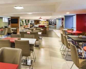 ibis Fortaleza Praia de Iracema - Fortaleza - Eetruimte