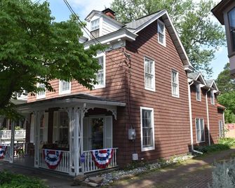 The Portside Manor - Queen Street Chestertown - Walking Distance to Downtown - Chestertown - Gebäude