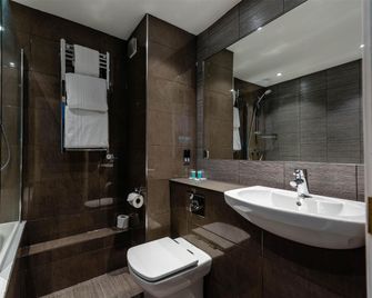Southcrest Manor Hotel, BW Signature Collection - Редіч - Ванна кімната