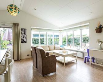 Charming Chalet With Dishwasher in Noordwijk - Noordwijk - Soggiorno