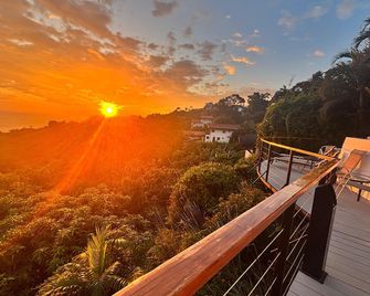 Villa Roca Boutique Resort & Suites - Adult Only - Manuel Antonio - Balkon