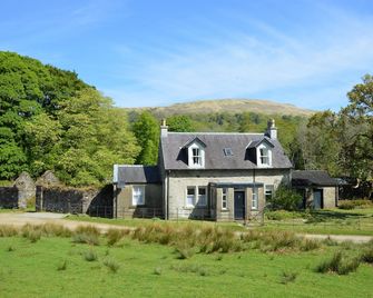 Garden cottage, estate property set in amazing gardens, pet friendly, Wi-Fi - Inveraray - Edificio