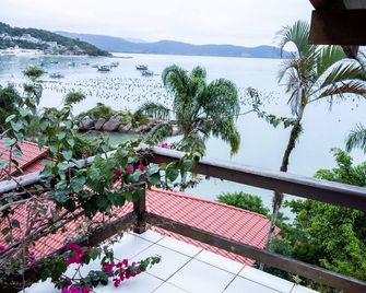 Apartamento Família - Governador Celso Ramos - Балкон