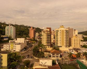 Blumenau Tower by Castelo Itaipava - Blumenau