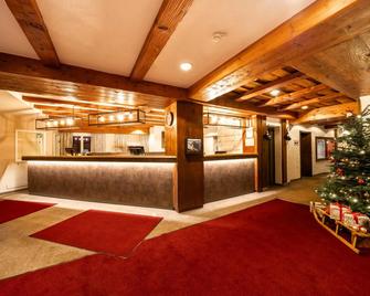 Arosa Alpine Club - Adults Only - Arosa - Front desk