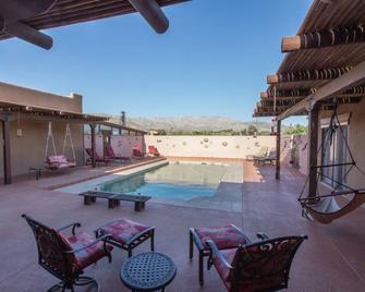 Turtle Back Mesa Bed & Breakfast - Desert Hot Springs - Pool
