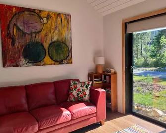 Queen River Cabin, Queenstown - Queenstown - Obývací pokoj