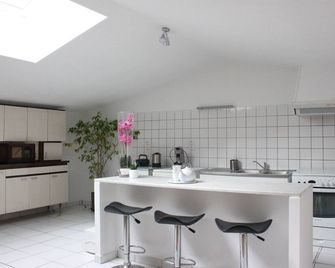 Duplex apartment in the heart of the Medoc in Margaux - Margaux-Cantenac - Cuisine